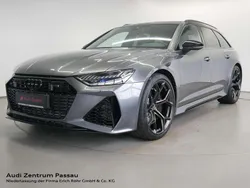 Grau Gebraucht 2024 Audi RS6 Performance Kombi | 127.400 €