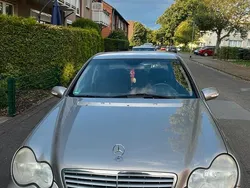 Beige Gebraucht 2003 Mercedes C180 Limousine | 2.300 € (Guter Preis)