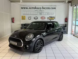 Schwarz Gebraucht 2017 Mini ONE Kleinwagen | 11.690 € (Fairer Preis)