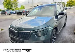 Quarzgrau metallic (metallic) Gebraucht 2021 Skoda Kamiq Monte Carlo SUV | 23.380 € (Guter Preis)