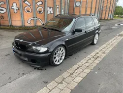 Schwarz Gebraucht 2005 BMW 330 Kombi | 5.199 € (Etwas zu teuer)