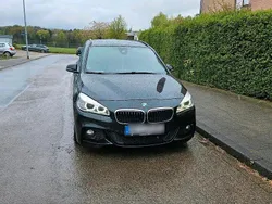 Schwarz Gebraucht 2016 BMW 218 M Sport Kombi | 9.500 € (Fairer Preis)