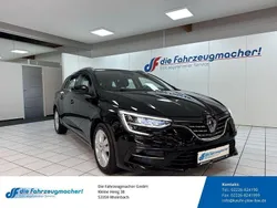 Schwarz Gebraucht 2022 Renault Mégane GrandTour Business Kombi | 14.488 € (Guter Preis)