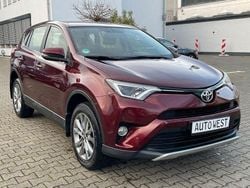 Rot Gebraucht 2016 Toyota RAV4 Comfort SUV | 12.950 € (Fairer Preis)