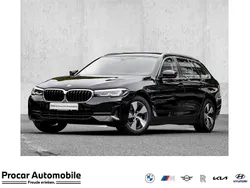 Schwarz uni Gebraucht 2022 BMW 520 Kombi | 30.790 € (Superpreis)
