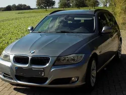 Silber Gebraucht 2012 BMW 318 Kombi | 6.499 € (Guter Preis)