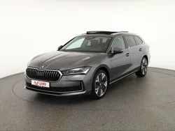Grau Gebraucht 2024 Skoda Superb Kombi | 41.990 € (Guter Preis)