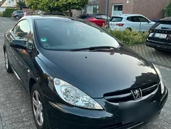 Schwarz Gebraucht 2005 Peugeot 307 CC Cabrio | 1.500 € (Guter Preis)