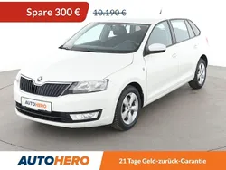 Weiß Gebraucht 2014 Skoda Rapid Ambition Kombi | 9.890 € (Etwas zu teuer)