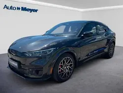 Grau (darkmatter grey) Gebraucht 2022 Ford Mustang Mach-E GT SUV | 51.990 € (Fairer Preis)