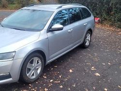 Silber Gebraucht 2019 Skoda Octavia Style Kombi | 9.990 € (Superpreis)