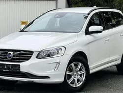 Weiß Gebraucht 2016 Volvo XC60 Momentum SUV | 16.500 € (Fairer Preis)