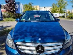 Blau Gebraucht 2012 Mercedes B180 Van / Kleinbus | 10.199 € (Guter Preis)