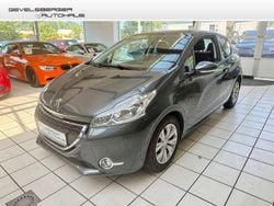 Grau Gebraucht 2012 Peugeot 208 Active Kleinwagen | 6.980 € (Teuer)