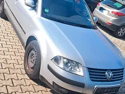 Silber Gebraucht 2001 VW Passat Basis Kombi | 1.520 € (Fairer Preis)
