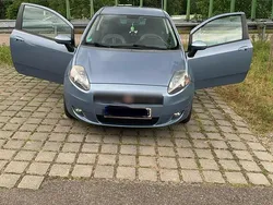 Blau Gebraucht 2009 Fiat Grande Punto Kleinwagen | 2.650 € (Teuer)