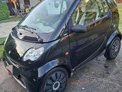 Schwarz Gebraucht 2007 Smart ForTwo Coupé Pure Coupé | 2.550 € (Fairer Preis)