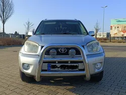 Silber Gebraucht 2005 Toyota RAV4 SUV | 7.000 € (Teuer)