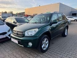 Grün Gebraucht 2004 Toyota RAV4 Sol SUV | 4.990 € (Teuer)