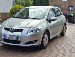Silber Gebraucht 2007 Toyota Auris Sol Limousine | 5.650 € (Fairer Preis)