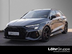 Grau Gebraucht 2024 Audi RS3 Sport Limousine | 58.880 € (Guter Preis)