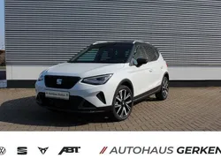 Weiß Neu 2025 Seat Arona FR SUV | 33.490 €