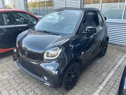 Schwarz Gebraucht 2017 Smart ForTwo Cabrio Passion Cabrio | 12.700 € (Fairer Preis)