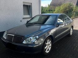 Grau Gebraucht 2004 Mercedes S350 Limousine | 10.400 € (Etwas zu teuer)