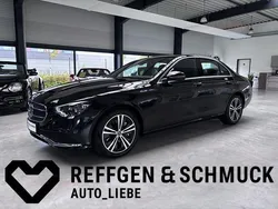 Obsidianschwarz Gebraucht 2021 Mercedes E400 Limousine | 48.890 € (Etwas zu teuer)