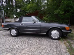 Schwarz Gebraucht 1988 Mercedes SL300 Cabrio | 51.900 €