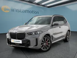 Grau Gebraucht 2024 BMW X5 SUV | 86.349 € (Fairer Preis)