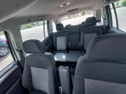 Grau Gebraucht 2012 Opel Zafira Van / Kleinbus | 7.800 €