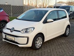 Weiß Gebraucht 2021 VW e-up! move up! Kleinwagen | 14.390 € (Fairer Preis)