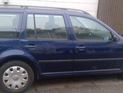 Blau Gebraucht 2001 VW Golf IV Basis Kombi | 1.800 € (Fairer Preis)
