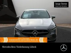 Grau Gebraucht 2024 Mercedes A250 Progressive Limousine | 30.890 € (Fairer Preis)