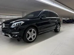 Schwarz Gebraucht 2019 Mercedes GLE500 SUV | 75.000 €