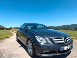 Grau Gebraucht 2011 Mercedes E250 Coupé | 11.100 € (Superpreis)