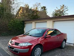 Rot Gebraucht 2005 Renault Mégane Cabriolet Dynamique Cabrio | 1.000 € (Guter Preis)