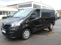 Schwarz Gebraucht 2016 Renault Trafic Van | 18.899 € (Guter Preis)