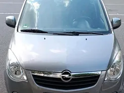 Grau Gebraucht 2010 Opel Agila Kleinwagen | 2.600 € (Fairer Preis)
