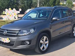 Grau Gebraucht 2014 VW Tiguan Cup SUV | 10.660 € (Guter Preis)