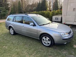 Grau Gebraucht 2003 Ford Mondeo Ghia Kombi | 700 € (Guter Preis)