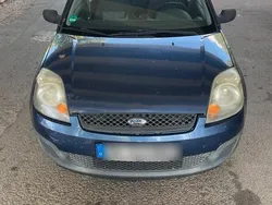 Blau Gebraucht 2006 Ford Fiesta Kleinwagen | 650 € (Guter Preis)