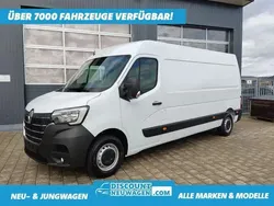 Weiß Gebraucht 2023 Renault Master Van | 29.890 € (Fairer Preis)
