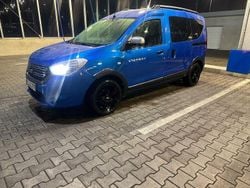 Blau Gebraucht 2019 Dacia Dokker Stepway Van / Kleinbus | 6.999 € (Superpreis)