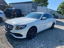 Weiß Gebraucht 2016 Mercedes E220 Avantgarde Kombi | 25.500 € (Etwas zu teuer)