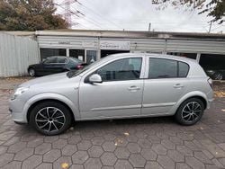 Starsilber iii m2 Gebraucht 2006 Opel Astra Edition Limousine | 3.800 € (Etwas zu teuer)