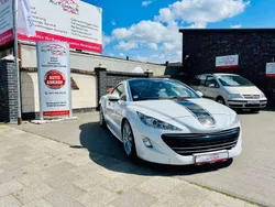 Peugeot RCZ
