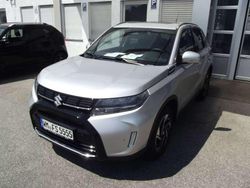 Silky silver met 2 Gebraucht 2025 Suzuki Vitara Comfort+ SUV | 25.470 € (Fairer Preis)