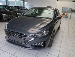 Schwarz Gebraucht 2023 Hyundai i30 Pure Limousine | 17.490 € (Guter Preis)